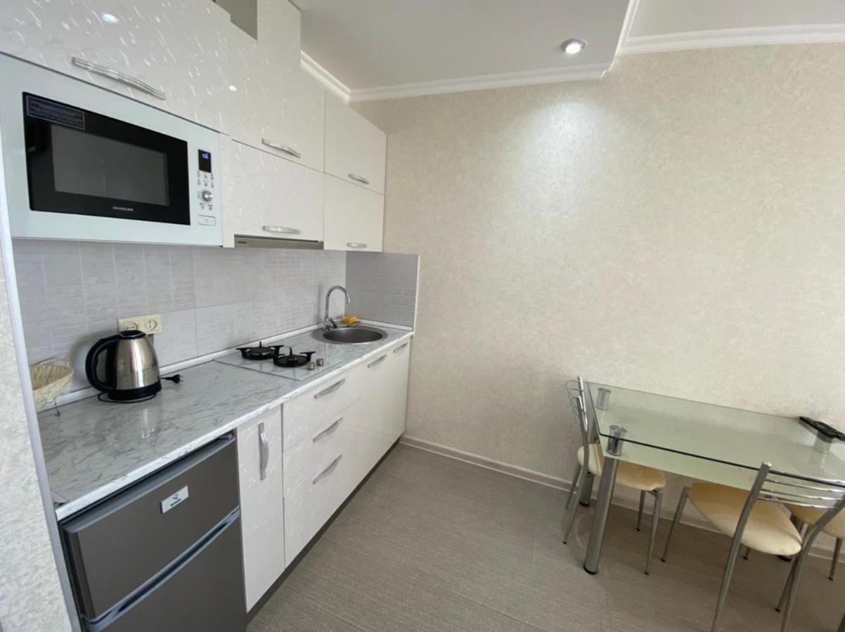 Cozy Studio Apartment-Sea View Batumi Exteriér fotografie
